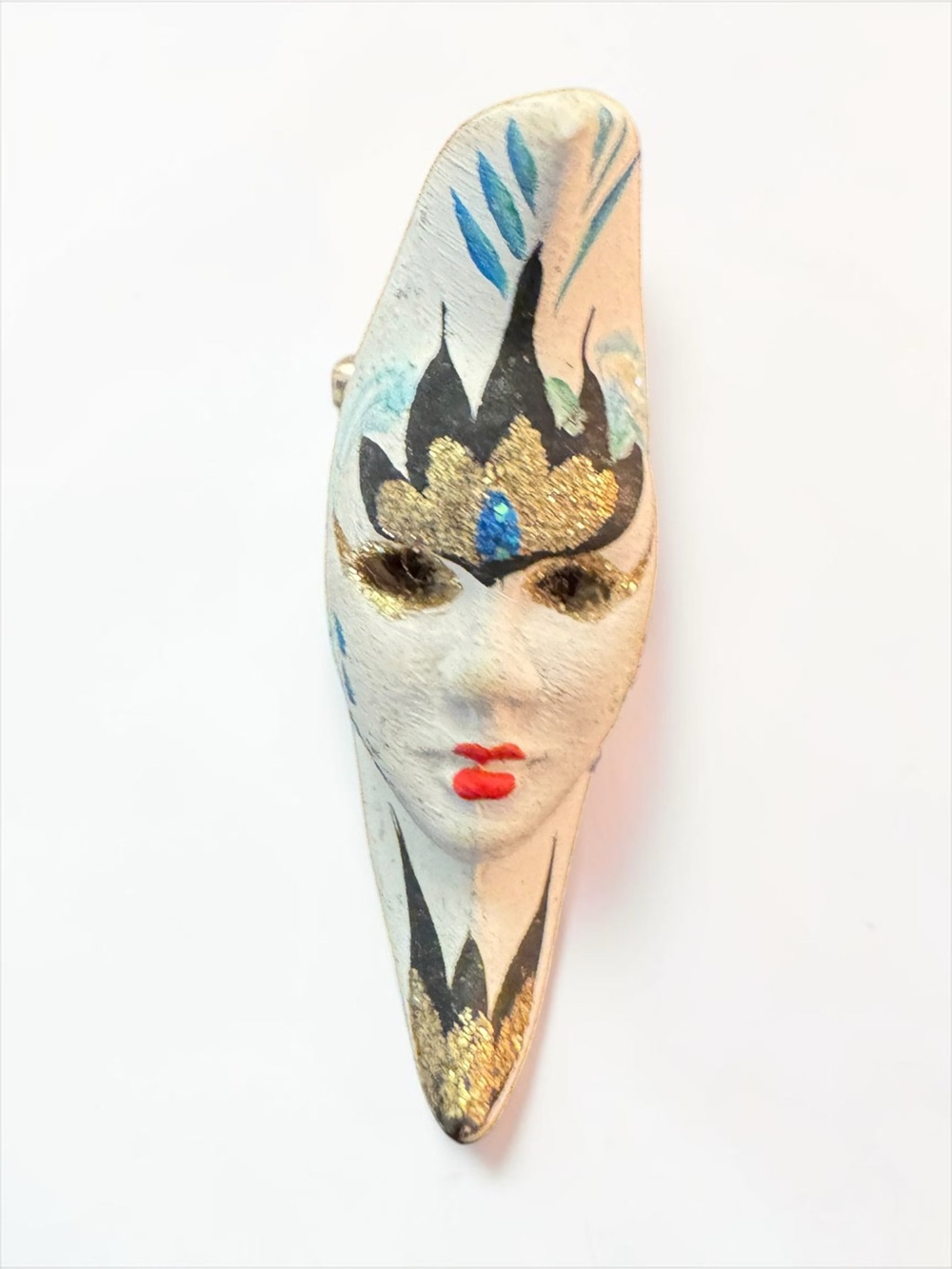Vintage 80’s Venetian Masquerade Mask Pin Brooch Mardi Gras Hand Painted Gold